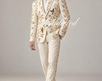 Traje de novio bordado en oro marfil, traje de boda con motivos botánicos de aves para hombre, traje occidental floral personalizado, atuendo de boda de lujo en el jardín.