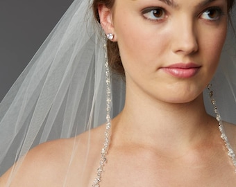 Wedding/Bridal Veil with beaded edge. Fingertip length - FREE DOMESTIC SHIPPING!