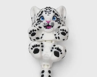 Baby sneeuwluipaard flexi 3D-geprint