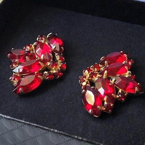 Ruby Red Rhinestone Clip On Statement Earrings, Gold Tone Navette Crystal, Vintage Retro Glam