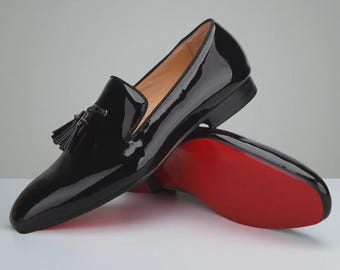 Christion Louboutin handgemaakte zwarte lakleren pumps met spikes en kwastjes voor heren