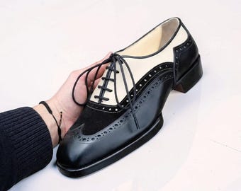 Chaussures richelieu faites main pour hommes en cuir noir et blanc, chaussures habillées bicolores pour garçons d'honneur