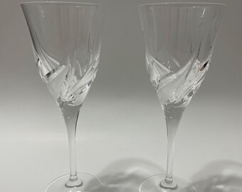 Conjunto de 2 taças vintage de cristal italiano Cetona by DaVinci com lapidação fosca.