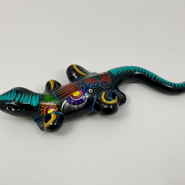 Vintage Mexican Hand Painted Glazed Terracotta Ceramic Iguana Wall Sculpture, 12”