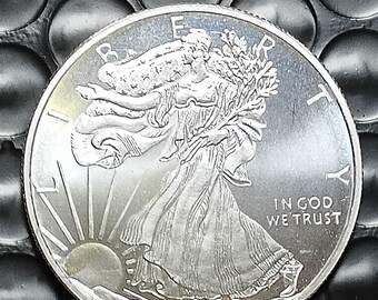 New Listing 1/2 oz .999 Fine Silver Round Walking Liberty Design | Golden State Mint