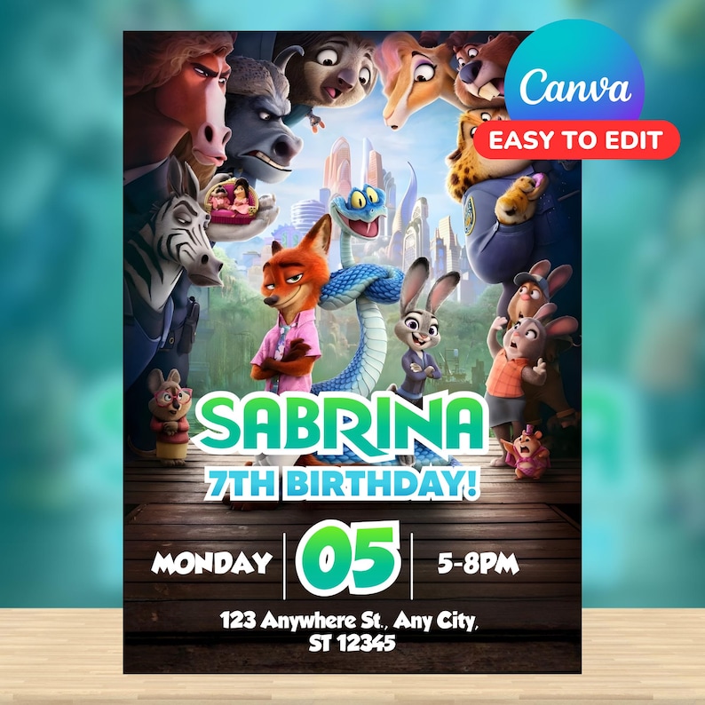 Pu&ograve; includere: Un modello di invito di compleanno digitale con personaggi di Zootopia, tra cui una volpe, un coniglio e un serpente. Il testo recita Sabrina 7th Birthday, Monday 05, 5-8PM e 123 Anywhere St., Any City, ST 12345. Include un grafico Canva.