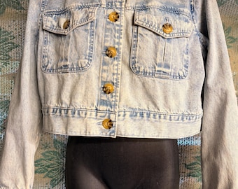 Mudd Cropped Acid Wash Denim Jacket (size S)