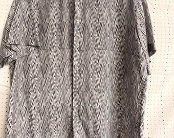 Murano Silk Geometric Button Front Shirt Mens Large Black White Abstract Pattern Luxury Silk Short Sleeve