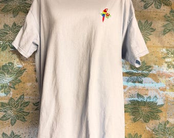 Riot Society Parrot Embroidered Tee (size L)