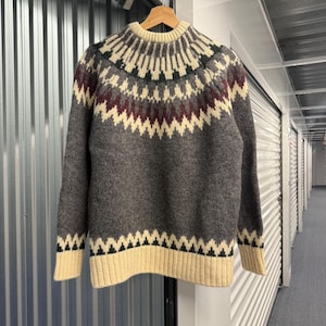 Vintage 80s Pendleton Fair Isle Virgin Wool Patterned Sweater Size Large