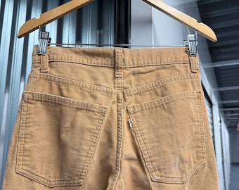 Vintage 70s Levi’s Khaki Straight Leg Corduroy Pants Size 3
