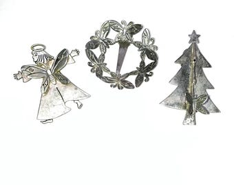 Cynthia Castillo Scarf Clips Vintage 1997 Set of 3 Silver Angel Tree Wreath