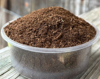 100% Sphagnum - Sustainably Sourced Canadian Peat Moss