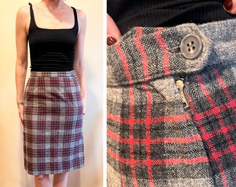 vintage 1950s plaid knee length skirt / extra small to small vintage skirt / gray red black plaid high waisted skirt / white stag wool skirt