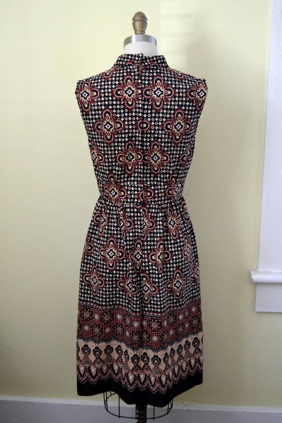 vintage 1960s 1970s fit and flare sleeveless dres… - image 6