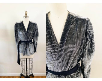 vintage silver lamé party blouse / Medium to Large silver and black shirt / 1960s 1970s Roe Frocks wrap blouse with draping and puff sleeves