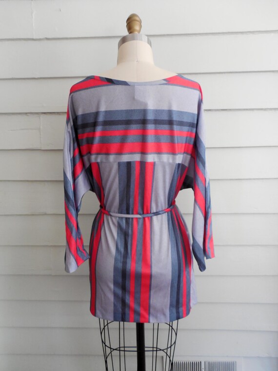 1970s striped tunic in red and gray / Medium to L… - image 4