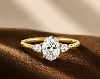 Anillo de boda para mujer con moissanita ovalada de 1,5 quilates, oro amarillo de 10k, tres piedras con engaste de garras, anillo de pedida de mano para ella.