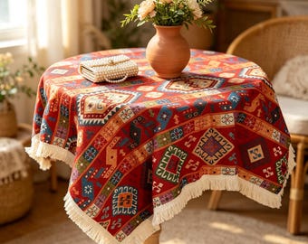 Mantel rojo estilo bohemio con estampado geométrico de jacquard de algodón y lino para mesa de comedor.