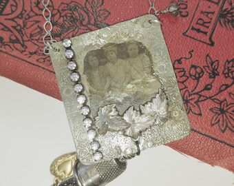 Best Friends Vintage Tin Type look photo pendant