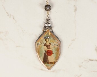 Vintage Beauty Queen Mixed Media Necklace