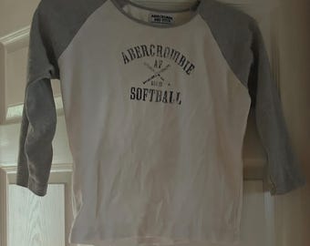 Y2K Abercrombie and Fitch Grey & White shirt top Sz Medium