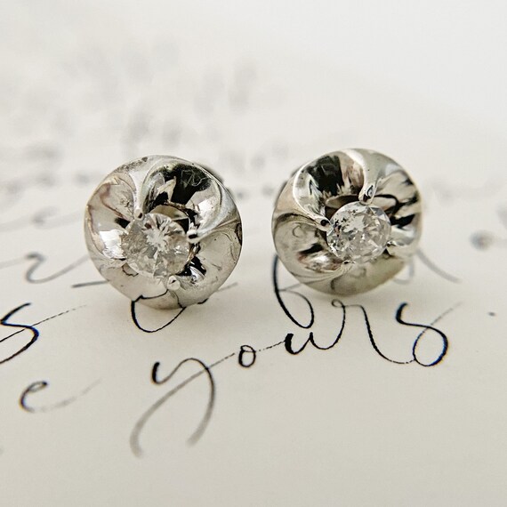Half discount carat earrings