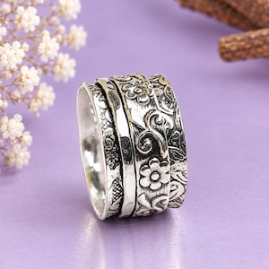 Silver Flower Spinner Band Ring, 925 Sterling Silver Floral Fidget Ring, Spinning Meditation Ring, Boho Botanical Jewelry,