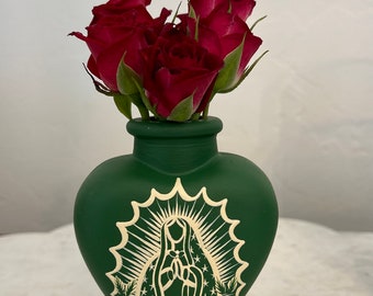 Green VM heart vase