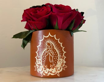 La Rosa De Guadalupe Glass Vase