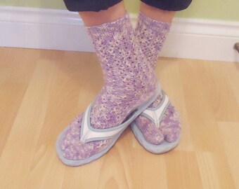 Flip Flops Socks, Split Toe Socks, Japanese Socks, Socks in Lavender and White, Women Lace Socks, Tabi Socks