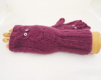 Owl Fingerless Mittens, Hand Knitted Owl Mittens, Women Owl Mittens, Girls Fingerless Owl Mittens, Owl Mittens in Cranberry