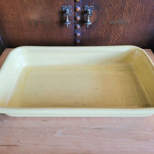 Vintage Sunny Yellow Enamelware Baking or Utility Pan - Rectangle - Measures 16-1/4 x 10 x 2-3/4" | Great Condition