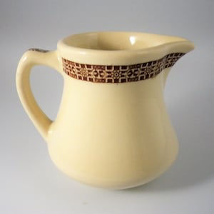 Vintage Iroquois Creamer Jug - Ironstone - 4&quot; high - Syracuse NY - 8oz size - Restaurant Ware - Brown Geometric Pattern - Syrup Pitcher