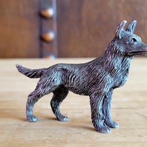 Miniature Pewter GERMAN SHEPHERD Dog - Vintage and Collectible Animal Miniature - Figurine Collection - Tiny dog Statue - Knick Knacks