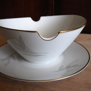 Vintage Gravy Boat w/ Attached Underplate - Grasses Pattern by Rosenthal Continental - Made in Germany - Hostess Gift