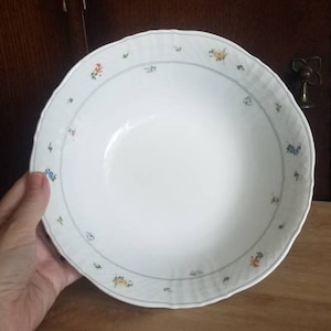 Vegetable Serving Bowl - Bayreuth by Seltmann - Fine China Dish - Measures 9-1/8&quot; - Made in Germany, Bavaria - Floral Bowls - c. 1980s