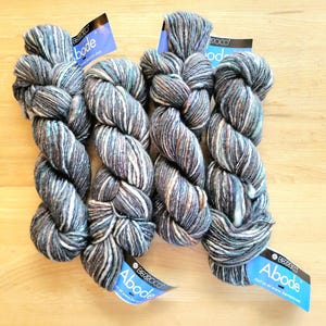 1 Skein Berroco Yarn Abode Line - Color 8884 - 100% Merino Wool - 50g / 98 yd - Made in Italy - Same Dye Lot - US8