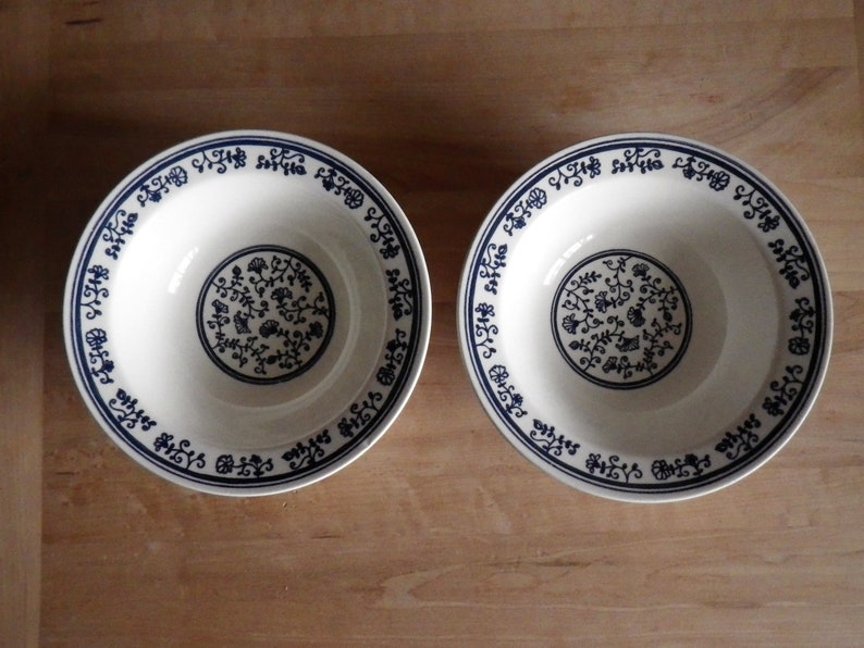2 Soup Bowls Homer Laughlin Blue Vines and Flowers Pattern Cereal Dish 7 inch Made in USA J-81 Navy Azul Cobalt Dinner Ware Replacement Pair