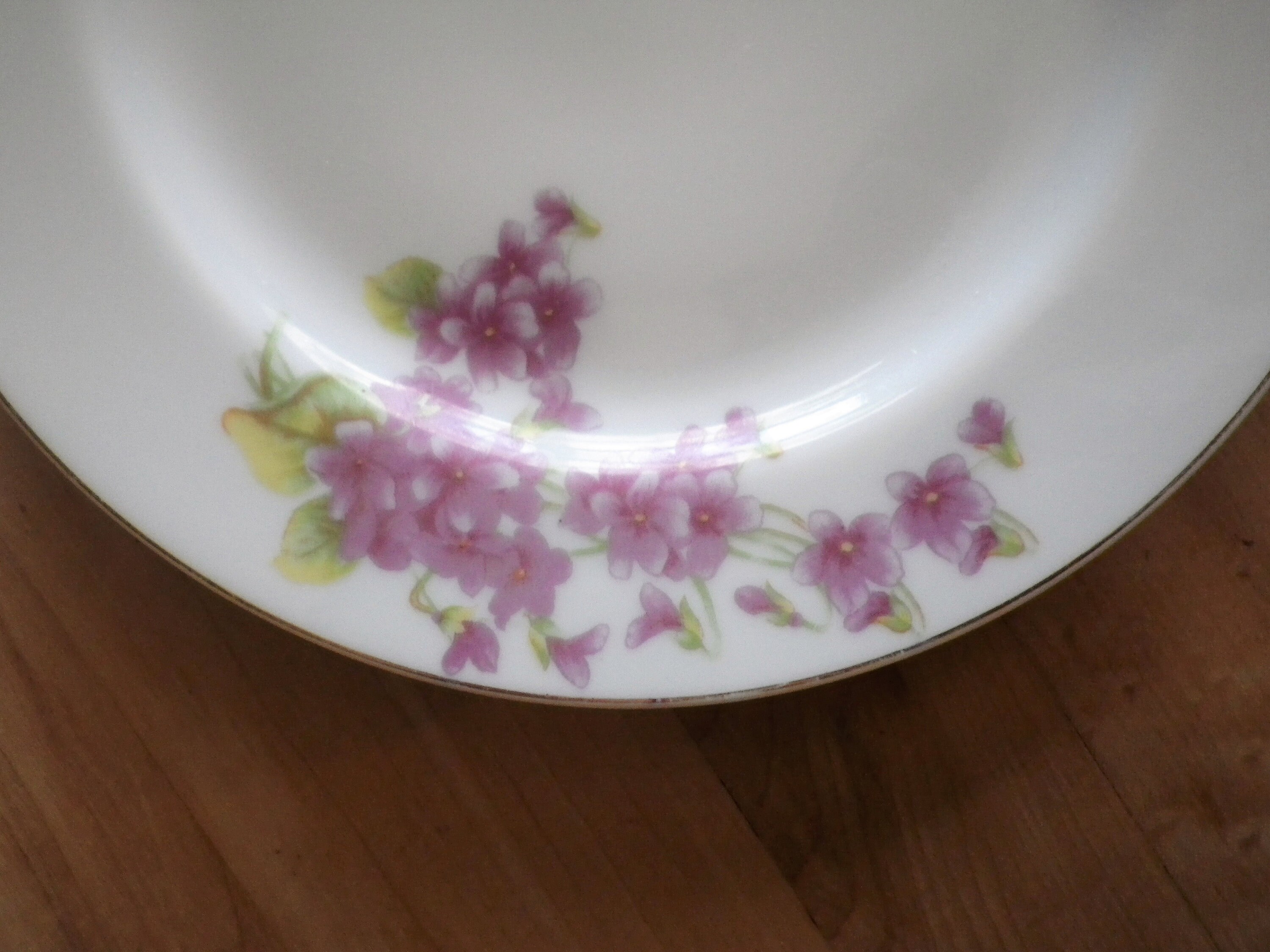 専用ページです Vintage Plate 2枚 2 Dessert Plates by MF Japan Violets Vintage Floral B&B