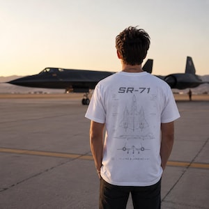 SR-71ブラックバード設計図シャツ｜航空機図シャツ｜戦闘機シャツ｜空軍シャツ｜航空シャツ｜パイロットギフト｜アプローチ