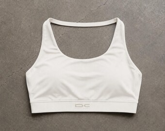 Women's sports bra – halterneck – hybrid fitness top by Daily Chore