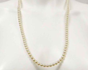 Single Strand Faux Pearl Necklace Fancy Clasp