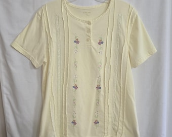 Blusa de malha macia com bordado e pregas. Tamanho G (14/16 EUA).