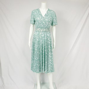 Ca. 1970s Lightweight Cotton Knit Summer Dress US Size 8?