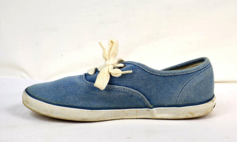 LIZ CLAIBORNE Blue Chambray Tennis Shoes US Size 7M | Etsy