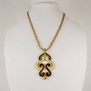 JOMAZ Pendant Necklace