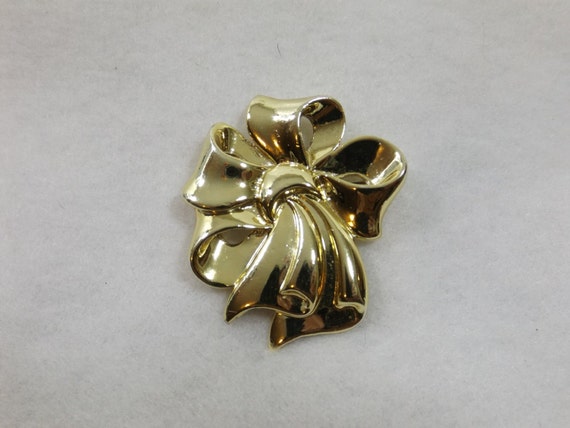 AMERICAN JEWELRY Co. Gold Tone Bow Brooch Etsy