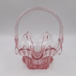 ca. 1990&#39;s FENTON 8&quot; Pink Glass Basket