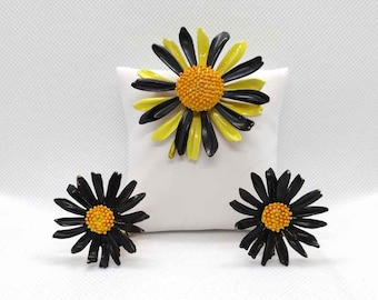Signed ART Brooch and Earring Set